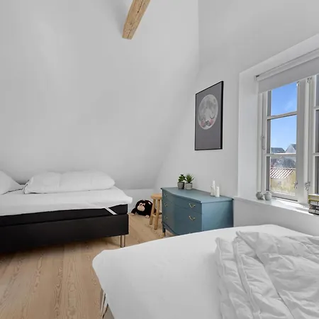 Semesterbostad Lovely In The Heart Of